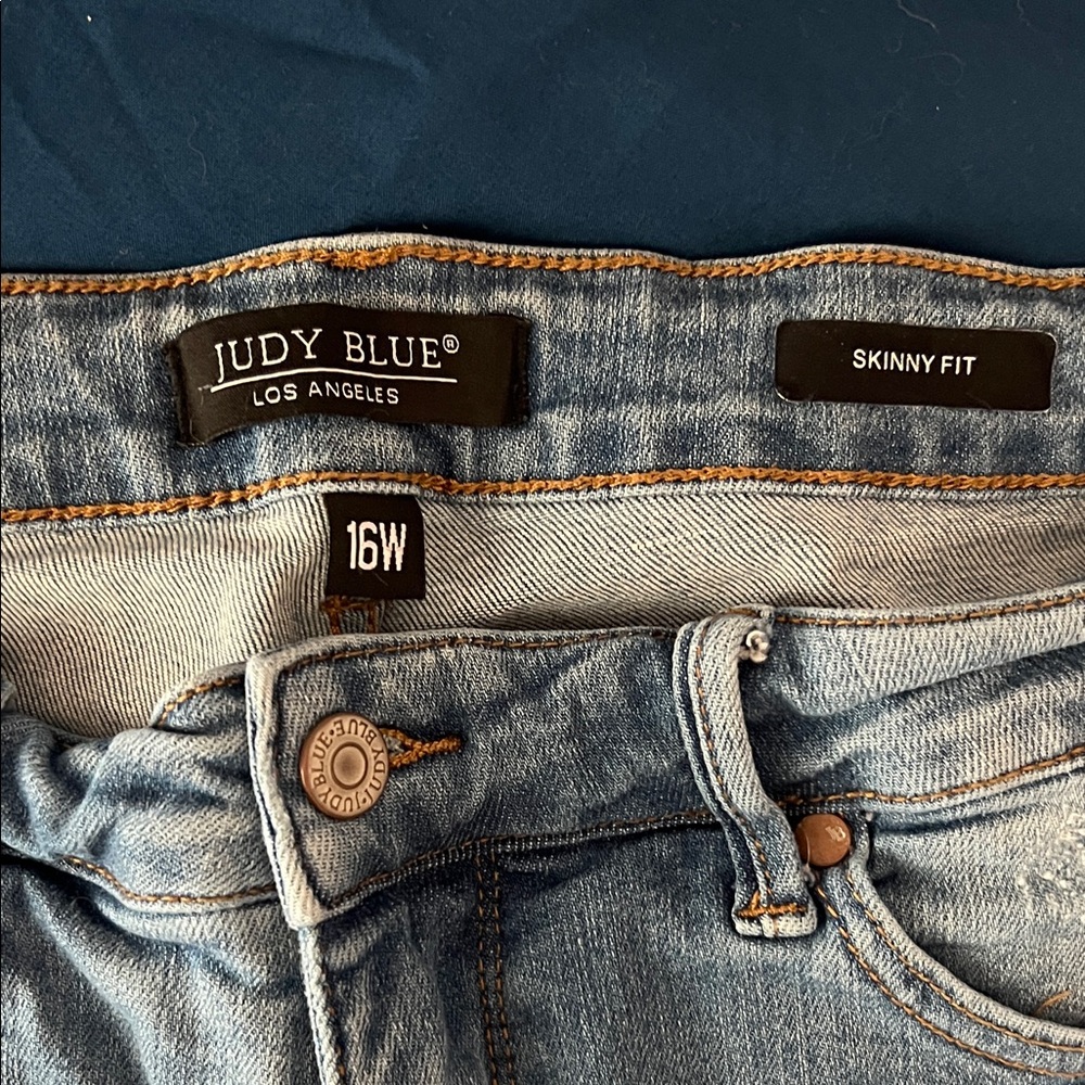 Light Blue Women's Jeans - Picture 2 of 4